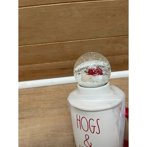 VHTF NWT Rae Dunn Hogs & Kisses Mug With Snow Globe Lid - Picture 3 of 4